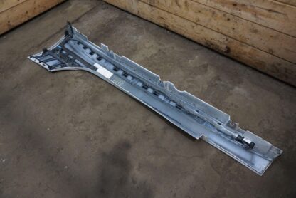 Right Rocker Panel Skirt Trim Molding A2326982001 Mercedes SL63 AMG 22-24 *Note - Image 7