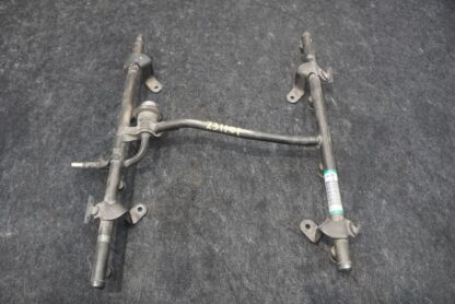 Engine Fuel Injection Rail Pipe 6.2L LS9 12561179 Chevrolet Corvette ZR1 3ZR 09
