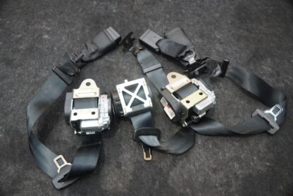 Set Rear Seat Belt Retractor Buckle 670012506 Maserati Quattroporte M156 2016 - Image 2