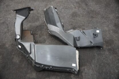 Set 2 Left Right Quarter Air Duct Guide 51437364173 51437364174 OEM BMW i8 2015