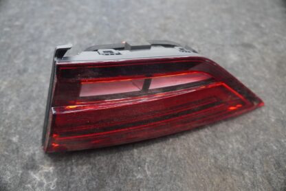 Rear Right Inner Trunk Deck Lid Tail Light Lamp 8V5945094F Audi S3 A3 RS3 17-20