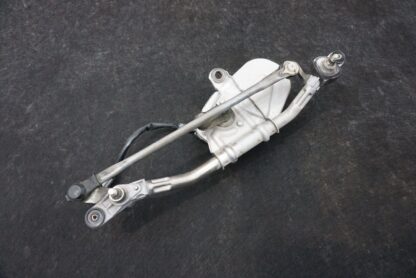 Front Windshield Wiper Motor Linkage 80065800 Maserati GranTurismo S M145 08-19