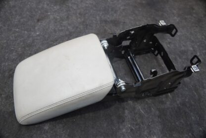 Center Console Armrest Lid Bracket Leather Gray 8K0864207H OEM Audi RS5 2013-15 - Image 2