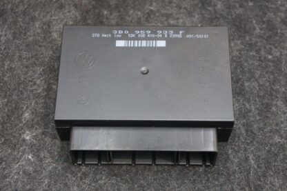 Comfort Body Control Module OEM 3D0959933F Bentley Continental Flying Spur 2006 - Image 3