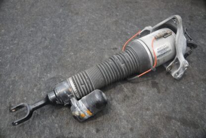 Front Left Air Shock Absorber Spring Strut 4W0616039B Bentley Flying Spur 2013+ - Image 2