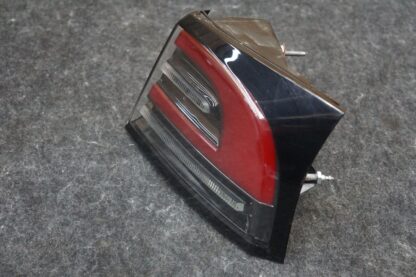 Rear Right LED Tail Light Lamp OEM 1563721-00-C Tesla Model S Plaid 21-23 *Note - Image 5