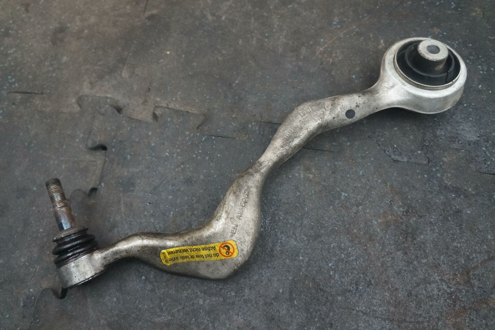 Front Left Lower Forward Control Arm 31102283575 OEM BMW M3 E90 E92 ...