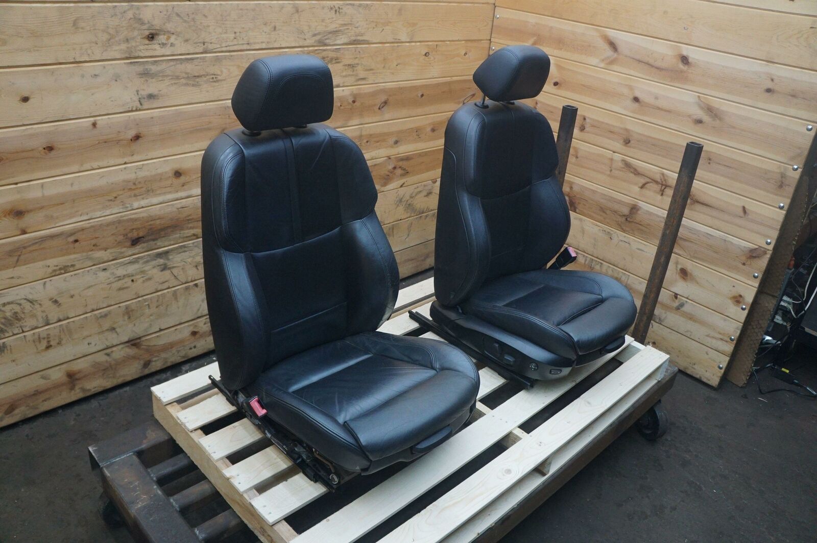 Set of 2 Front Left Right Seat Black Leather OEM BMW M3 E90 Sedan 2008 ...