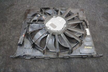 Front Engine Radiator Cooling Fan 17427953399 8619625 Bmw 7 Series 750i G12 2017 - Image 2