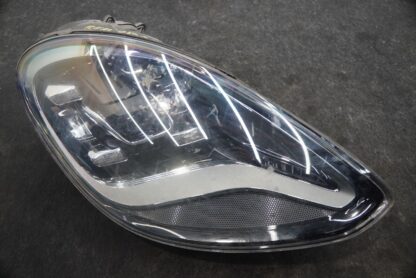 Front Right LED Headlight Headlamp 8IS 971941044K Porsche Panamera 971 2017-20