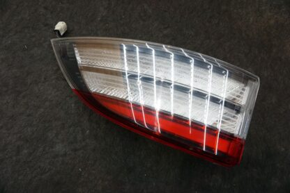 Rear Right Tail Light Lamp Assembly LC5B13404 Lincoln Aviator Reserve U611 20-23 - Image 3