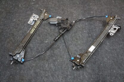 Front Right Door Window Regulator Motor 1506038-98-F Tesla Model S Plaid 21-23 - Image 3