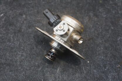 Left Side Mounted High Pressure Fuel Pump Engine 13518601015 Bmw M550i 18-19 - Image 2