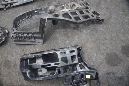 Set 5 Rear Bumper Bracket Support Mount Carrier 95B807863B Porsche Macan 2019 - Image 3