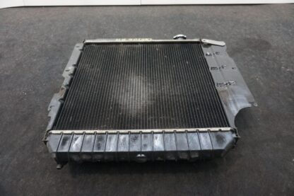 4.0L I6 Engine Coolant Radiator 55037652AA Jeep Wrangler Rubicon TJ 01-06 *Note - Image 4