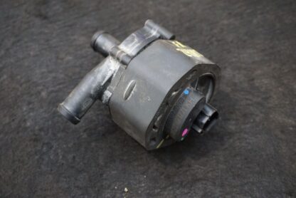 Auxiliary Electric Water Coolant Pump OEM 1037327-00-F Tesla Model X 75D 2016-20 - Image 4