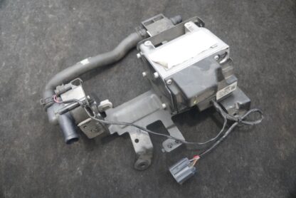 Engine Pre Heater Water Coolant Pump LR116465 OEM Range Rover L405 2017 - Image 2