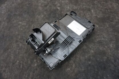 Body Control Interior Fuse Box Module OEM LU5T15604 Lincoln Aviator U611 2020-23 - Image 4