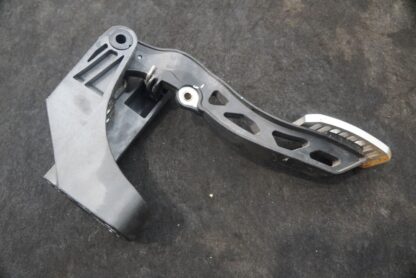 Brake Pedal Bracket Assembly 11CA001CP OEM McLaren 720S 2018 - Image 2