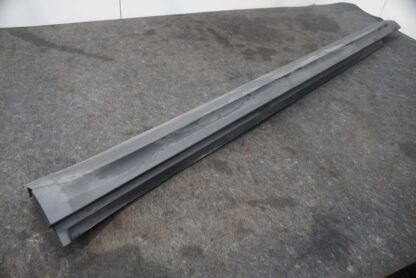 Left Driver Rocker Panel Side Skirt Trim Molding 95B853563 Porsche Macan 2015-24 - Image 3