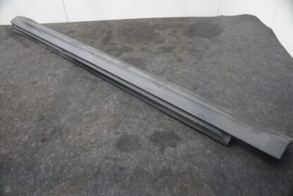 Left Driver Rocker Panel Side Skirt Trim Molding 95B853563 Porsche Macan 2015-24 - Image 4