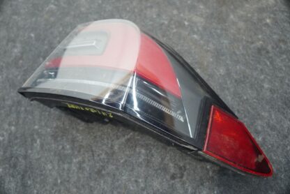 Rear Right Outer Quarter Panel Tail Light Lamp 1034333-00-A Tesla Model X 2016 - Image 2