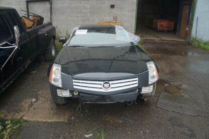 Front Radiator Support Hood Latch Cover 15284223 OEM Cadillac XLR 2004-09 * NOTE - Image 9