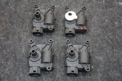 Set Of 4 Hvac 120 DEG Actuator OEM 1500627-00-A Tesla Cybertruck 2024 *Note - Image 3