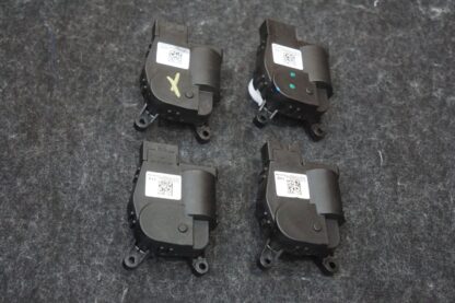 Set Of 4 Hvac 120 DEG Actuator OEM 1500627-00-A Tesla Cybertruck 2024 *Note - Image 7