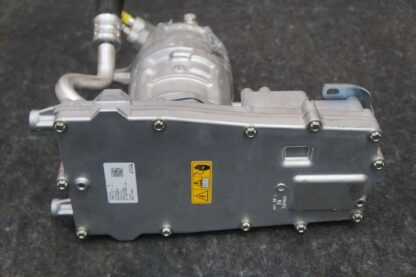 A/C Air Conditioning Compressor Pump W/ Cover 1648051-00-E Tesla Cybertruck 2024 - Image 10