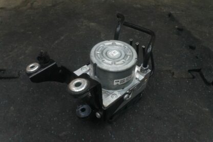 Anti Lock Brake ABS Pump Module LR047446 OEM Range Rover Evoque 2014-15 - Image 2