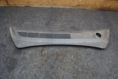 Front Lower Windshield Hood Cowl Trim Panel 1081675-00-b Tesla Model 3 17-23