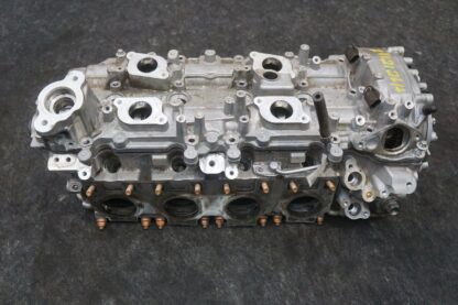 Left Engine Cylinder Head 4.0l V8 OEM MY83-SE6A267-BA Aston Martin Dbx 707 20-23 - Image 6