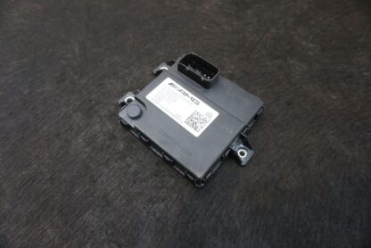 Roll Stabilization Control Module Unit A0009008741 Mercedes SL63 AMG R232 22-24 - Image 2