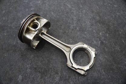 Engine Piston Connecting Rod 5.0L Coyote V8 ML3Z6108C OEM Ford F150 2021-23