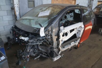 Local Pickup Only! Carbon Fiber Frame Body Shell Assembly Bmw I3 2014-20 *NOTE* - Image 3