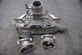 Air Cleaner Filter Box Duct Assembly 85122239 Chevrolet Corvette Stingray C8 23