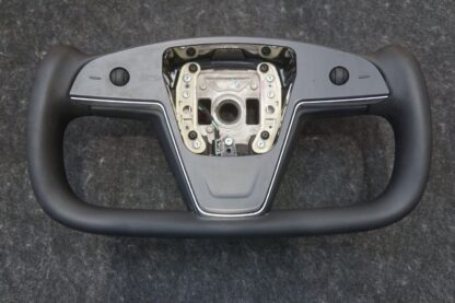 Driver Flat Bottom Yoke Steering Wheel 1622612-00-H Tesla Model S Plaid 2021-23