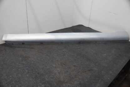 Left Rocker Panel Side Skirt Trim Molding 4W0853851 Bentley Flying Spur 2013+